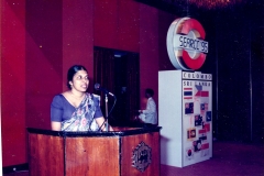 Nayeni addressing a forum at the conference