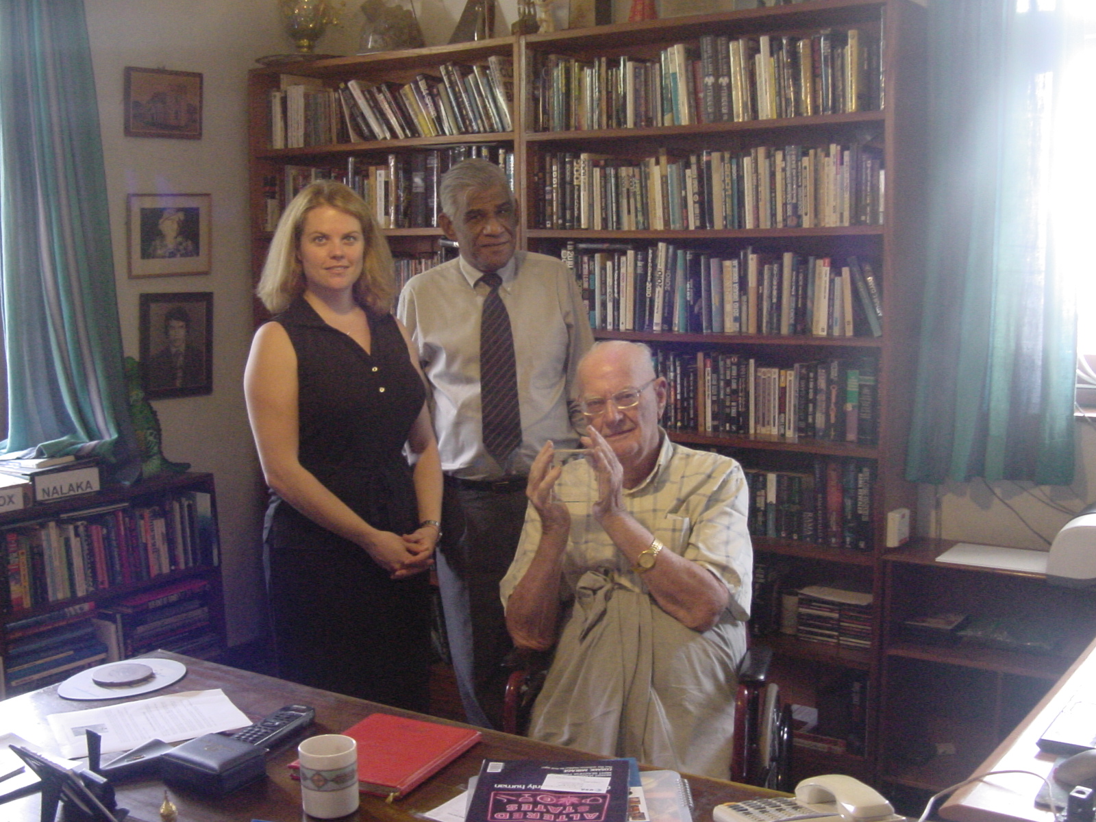 With Sir Arthur C. Clarke when he was presented with the Telluride Festival Award at his residence. Prof. Samaranayake helped the organizers of the Teluride Festival to link up Sir Arthur via satellite