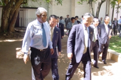 With the Japanese Parliamentary delegation that visited UCSC in 2002. Also in the picture Vice Chancellor Tilak Hettiarachchi and Ambassador H.E.Seichiro Otsuka.